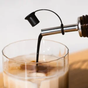 Ausschenker für Eiskaffee-Konzentrat